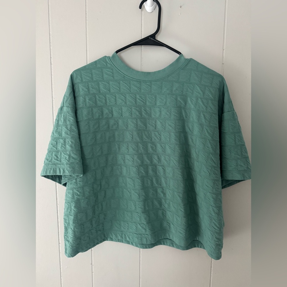A NEW DAY green top Size M